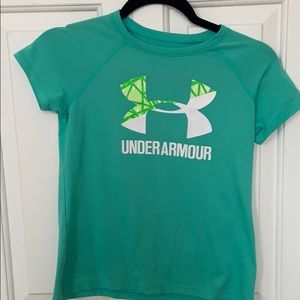 Under Armour Girls’ Big Logo Short Sleeve Tee